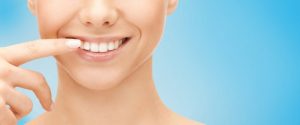 Zähne polieren und prophylaktisch reinigen
